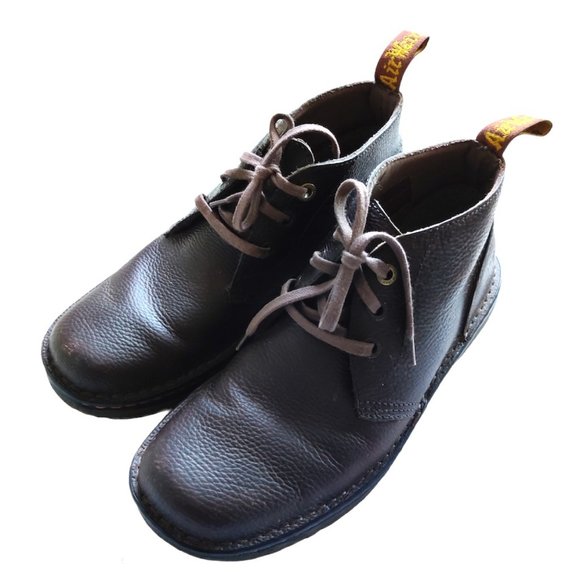 Dr. Martens Sussex Chukka Boots